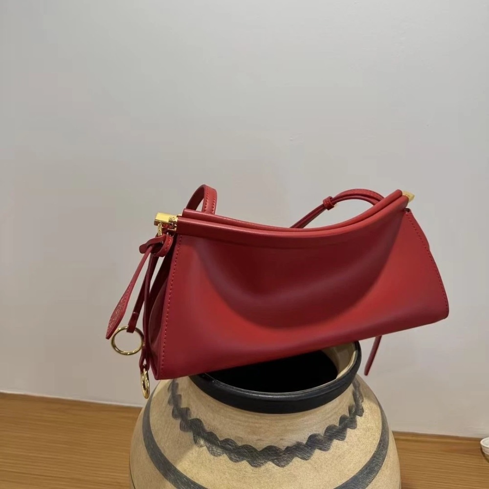 Luxury Bags Medium Size - Sac moyen LE CLICK EAST WEST
