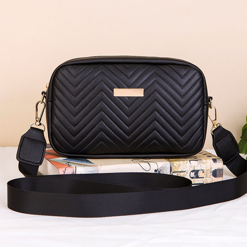 Wristlet Wallet Zipper - Sac à bandoulière matelassé minimaliste et