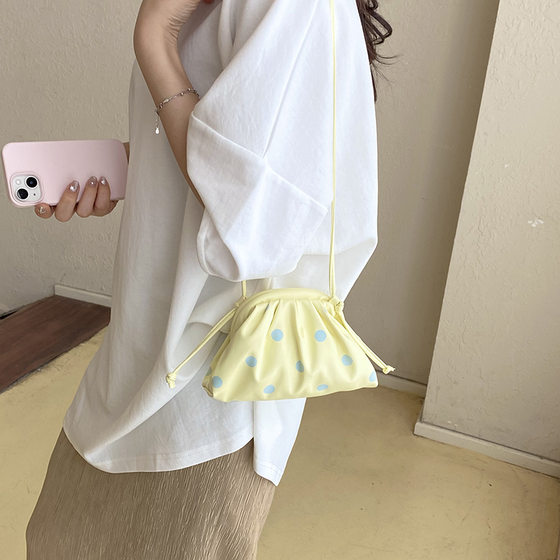 Sacs à main et pochettes de lu - Luxury Bags Collection avis et prix