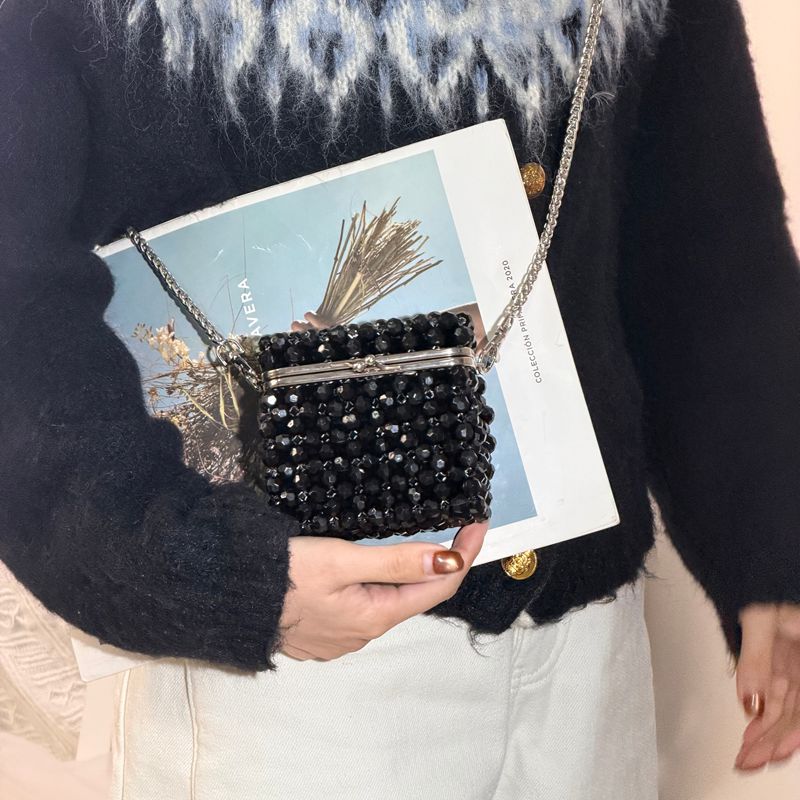 Pochette Vintage noire perlée  - Luxury Bags Sales avis et prix