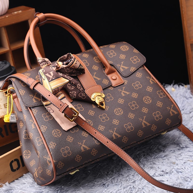 Sac à main léger de marque de  - Luxury Bags Collection avis et prix