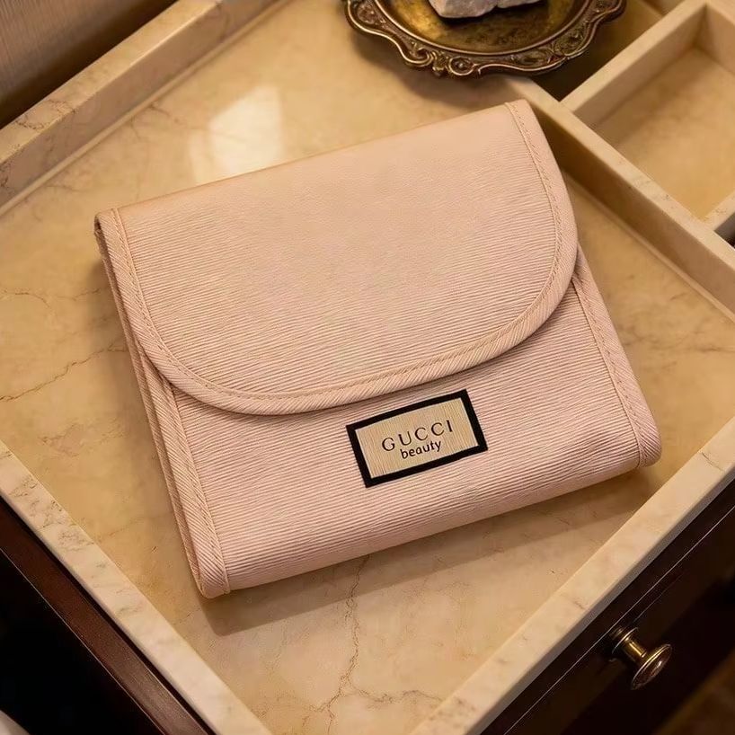 Gucci Pochette de Maquillage R - Luxury Bags Gucci avis et prix
