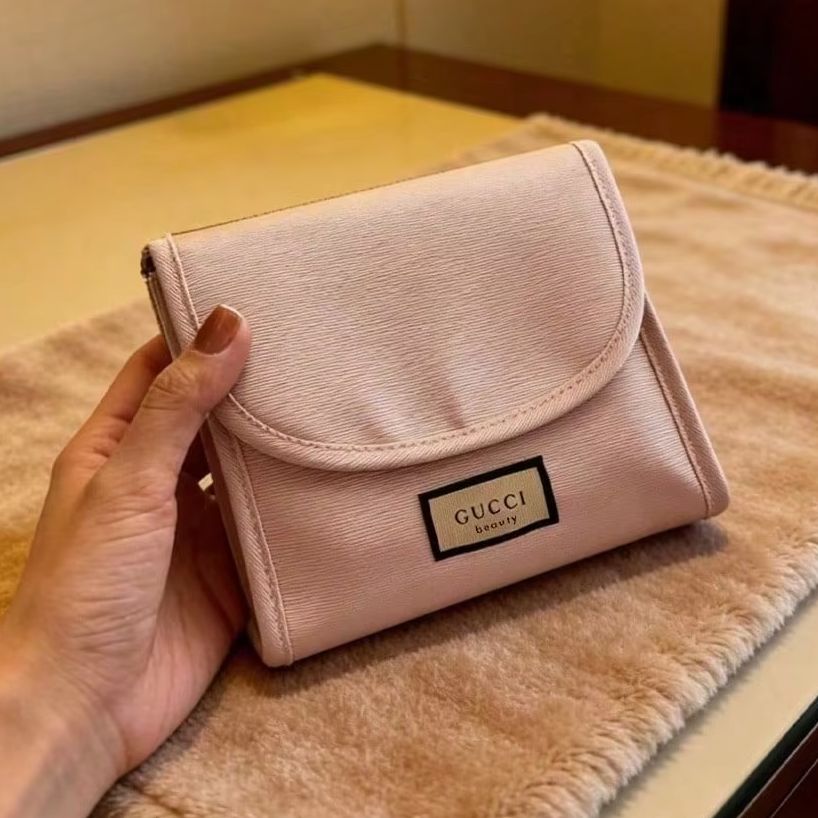 Gucci Pochette de Maquillage R - Luxury Bags Gucci avis et prix