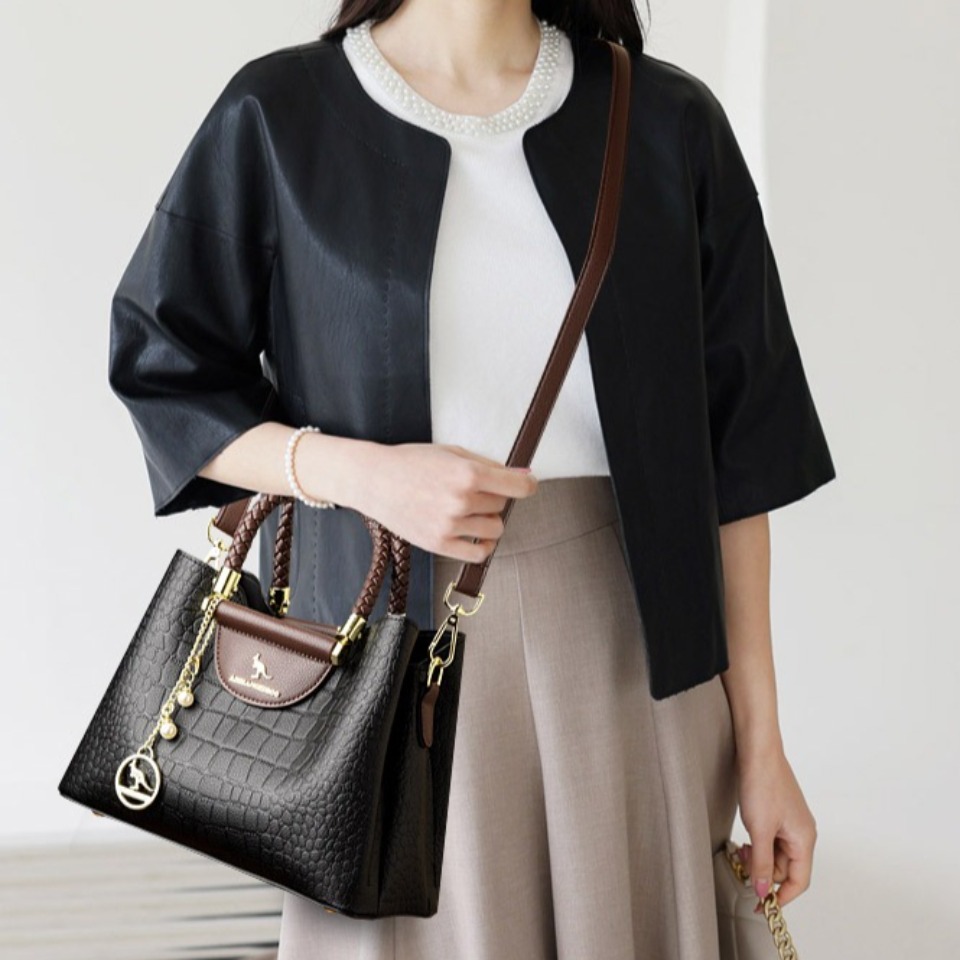 Poignée tissée véritable marqu - Luxury Bags Collection avis et prix