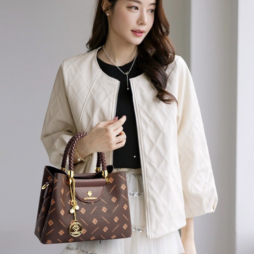 Poignée tissée véritable marqu - Luxury Bags Collection avis et prix